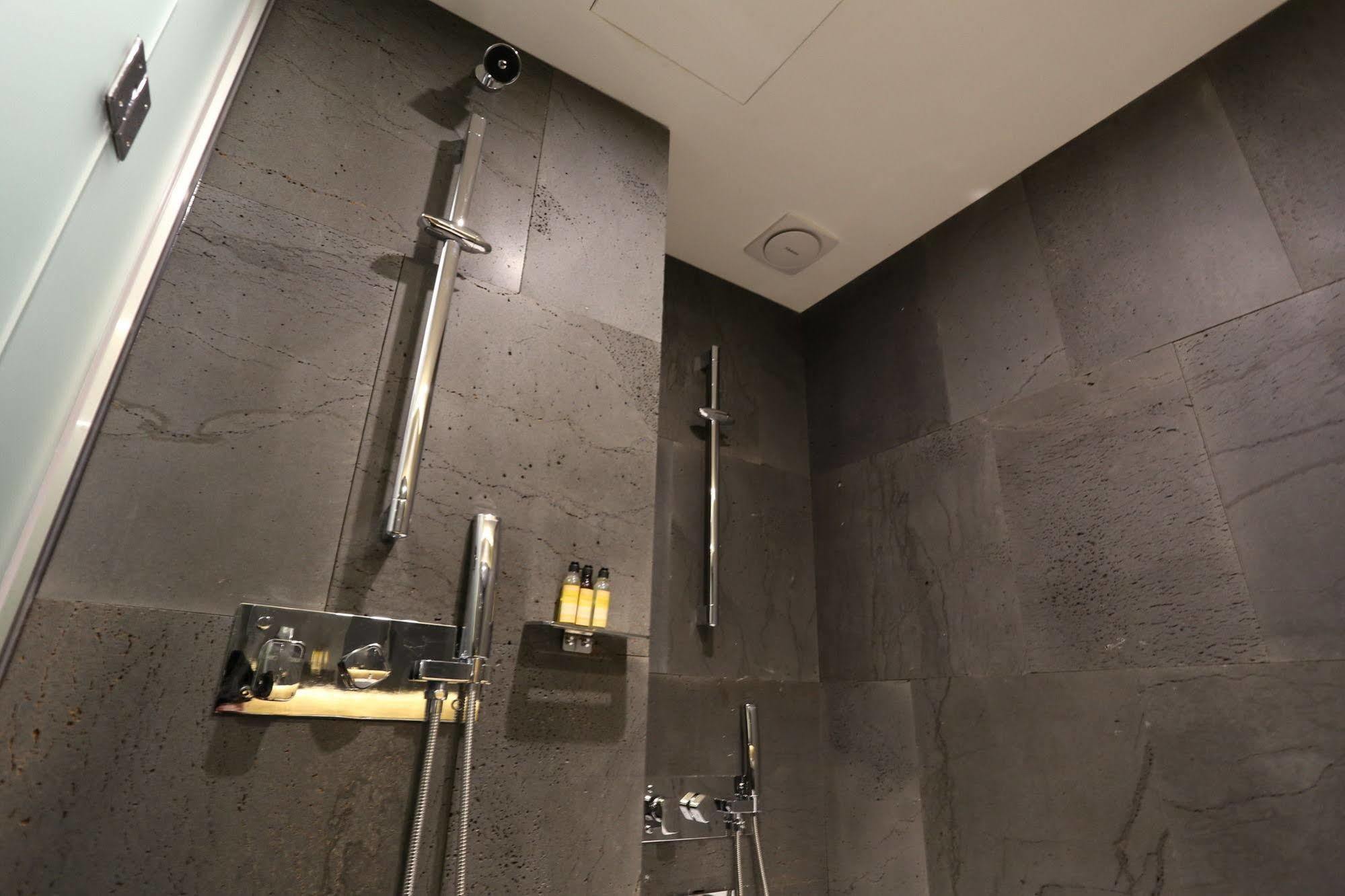 Suwon Top Cloud Hotel מראה חיצוני תמונה