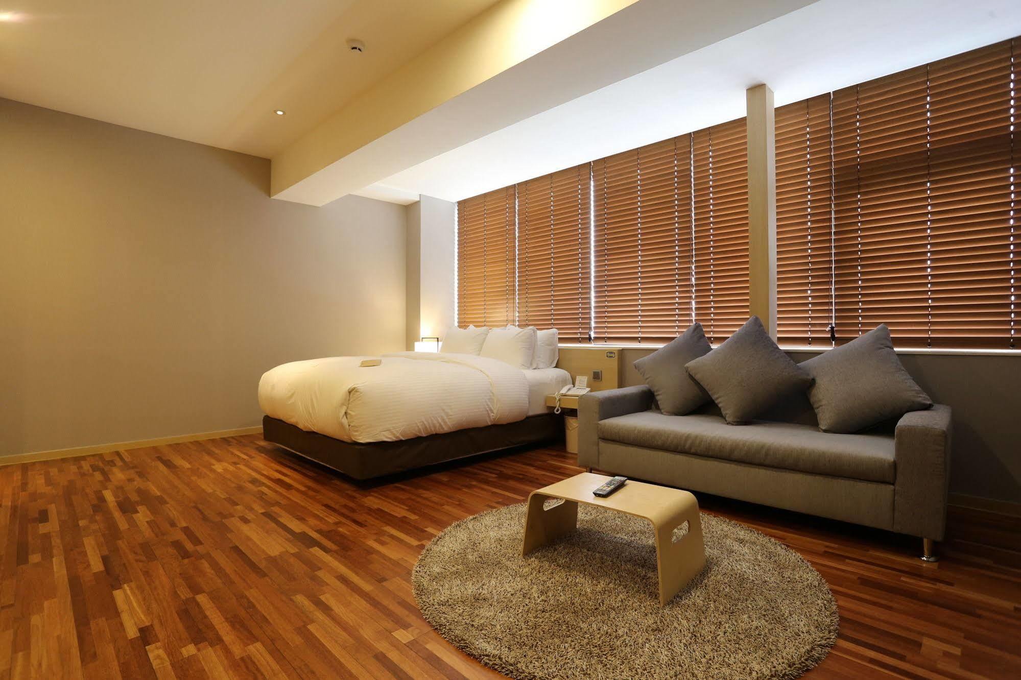 Suwon Top Cloud Hotel מראה חיצוני תמונה