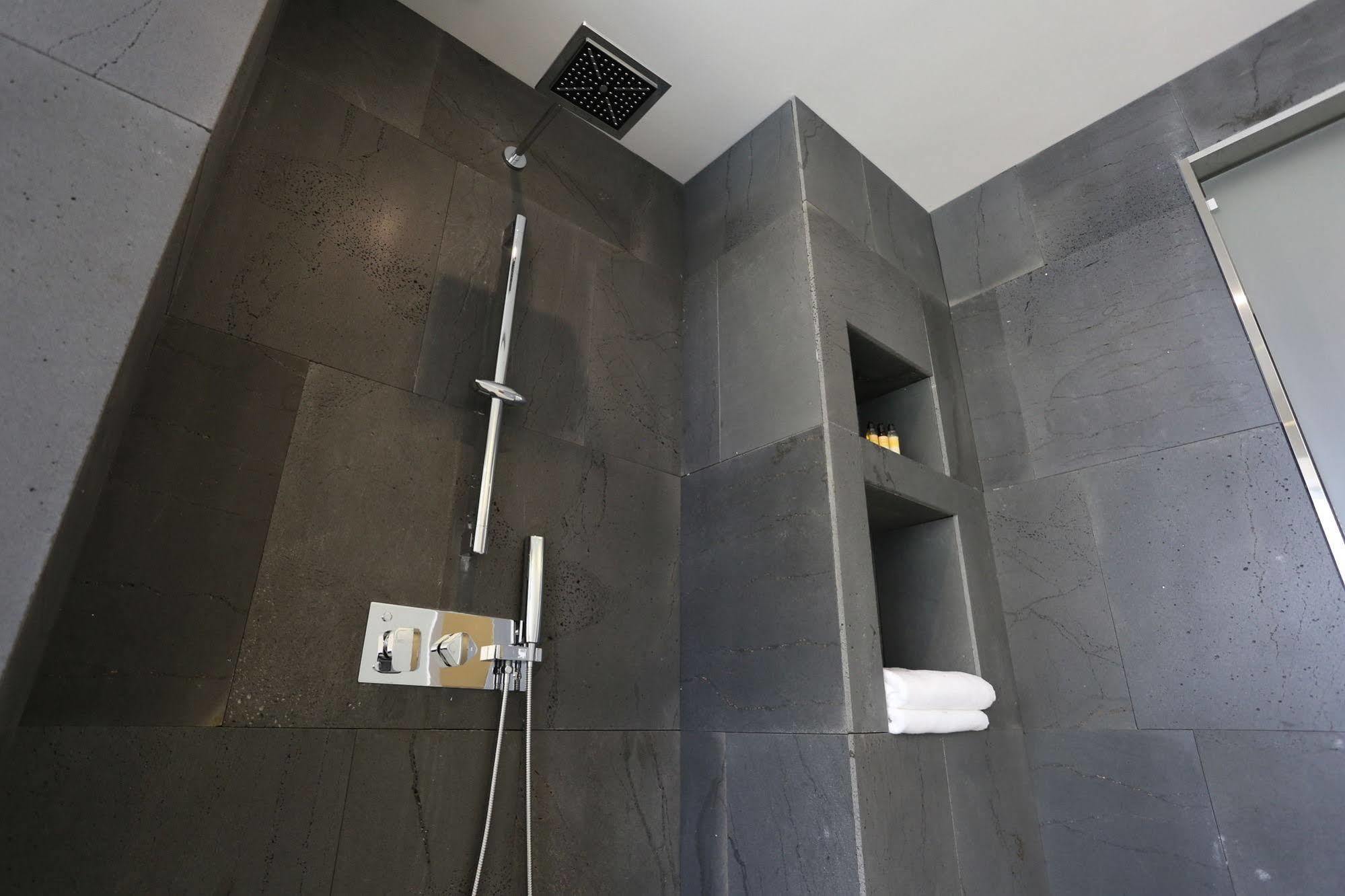 Suwon Top Cloud Hotel מראה חיצוני תמונה